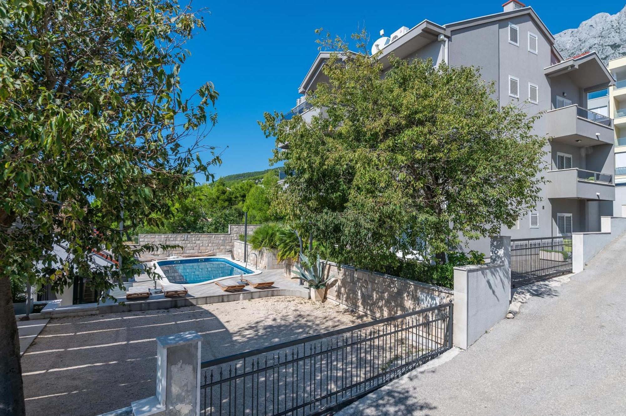 Villa Em Makarská Exteriér fotografie
