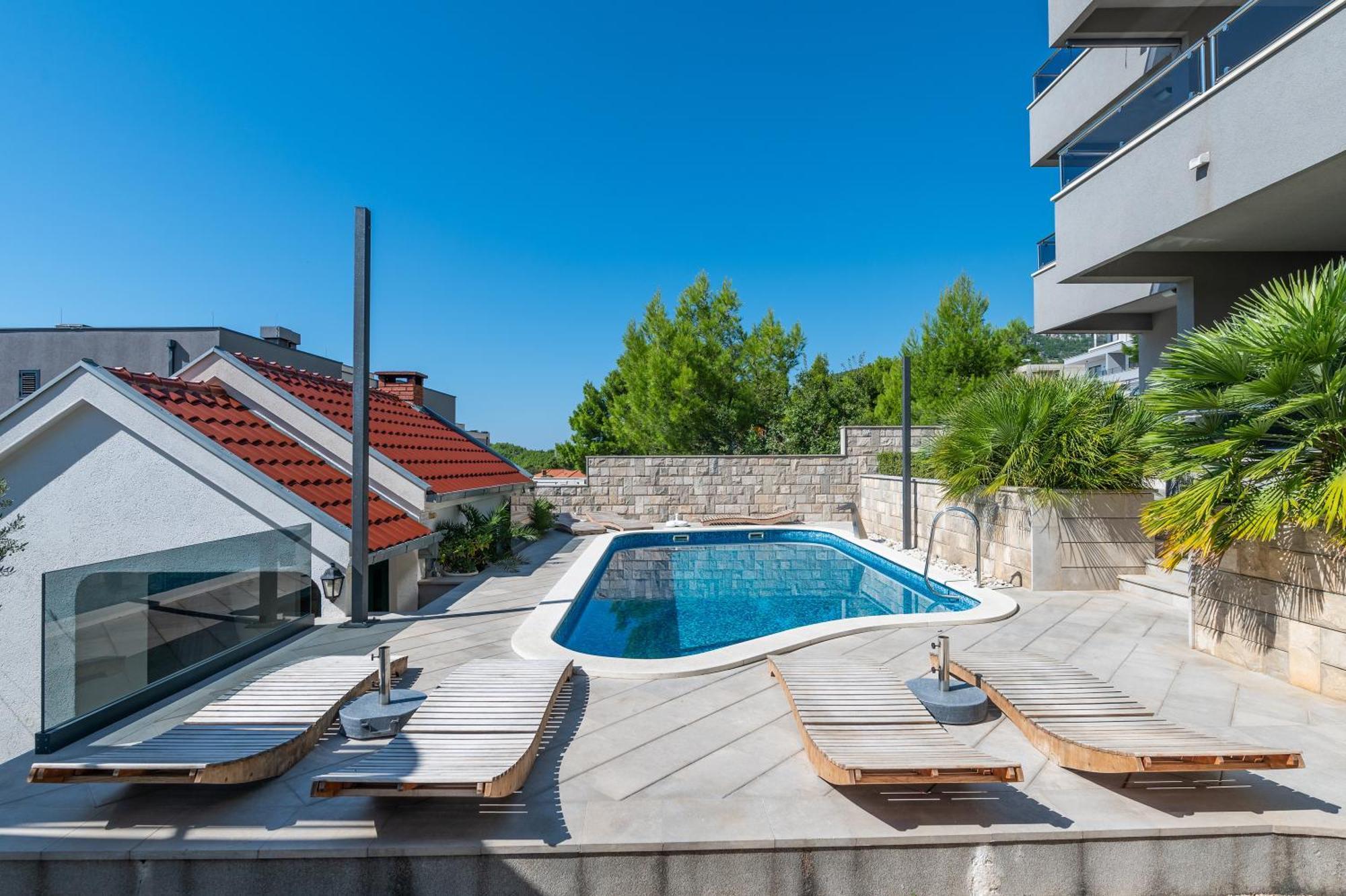 Villa Em Makarská Exteriér fotografie