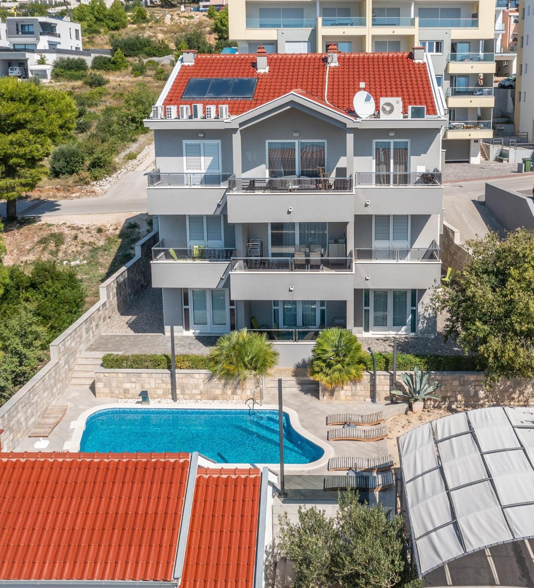 Villa Em Makarská Exteriér fotografie