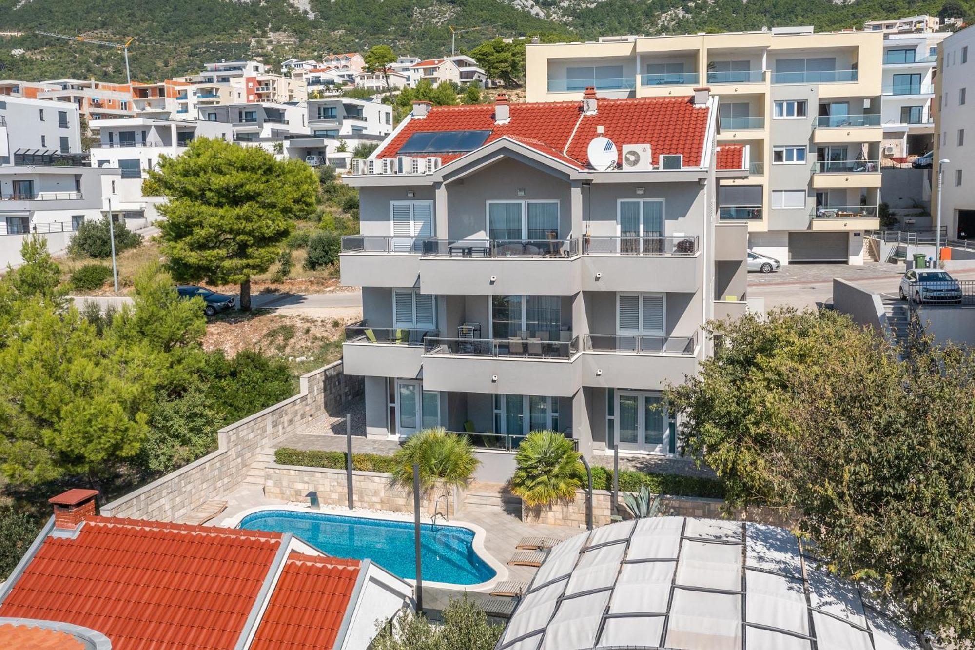 Villa Em Makarská Exteriér fotografie