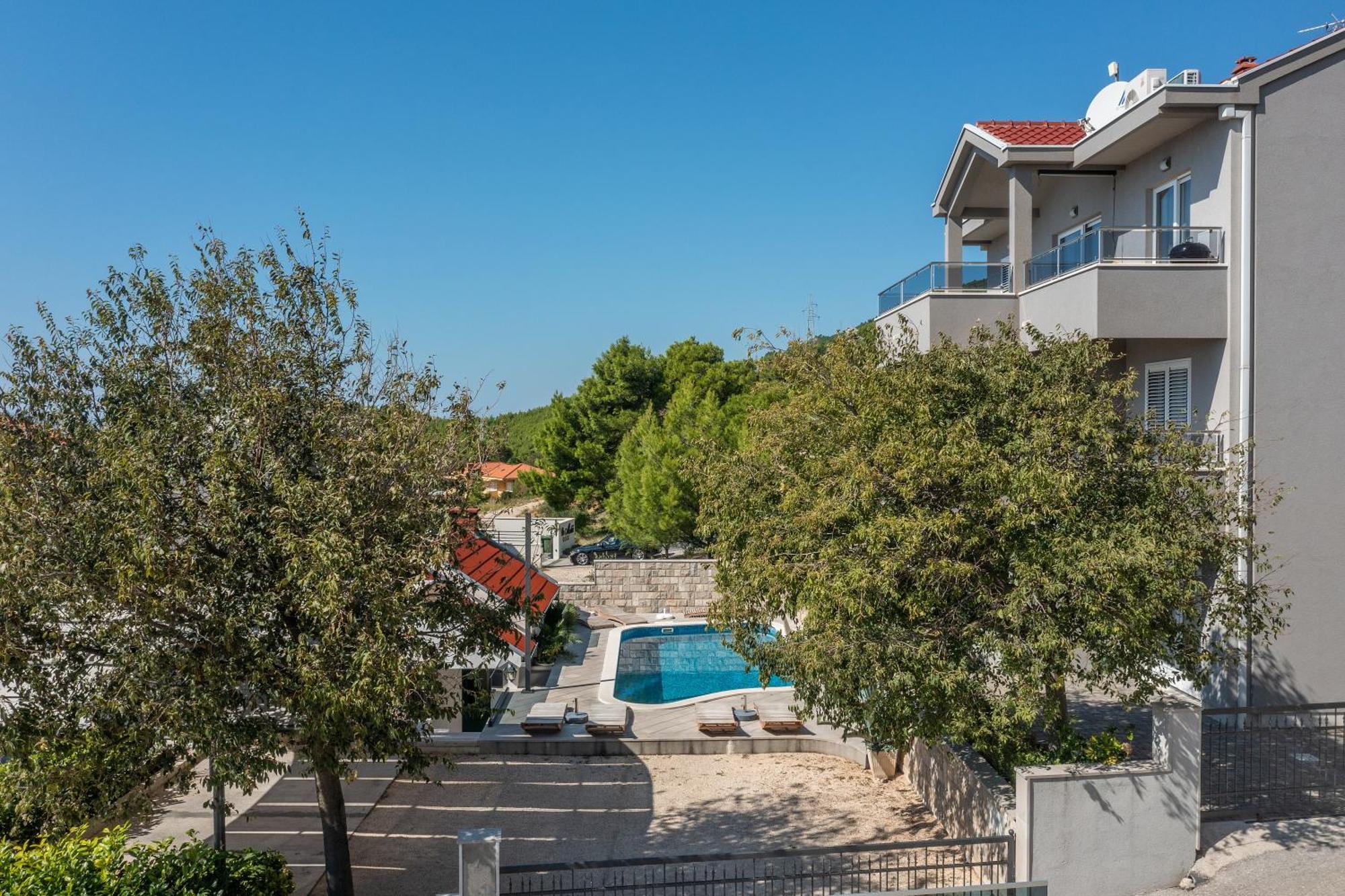 Villa Em Makarská Exteriér fotografie