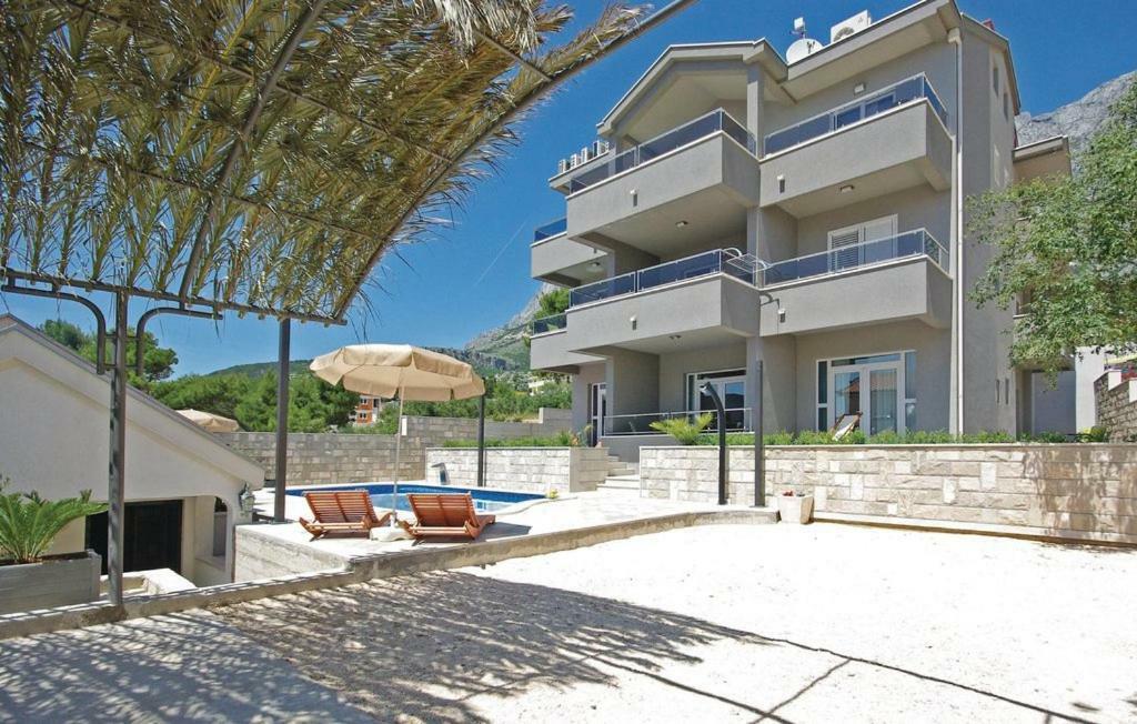 Villa Em Makarská Exteriér fotografie