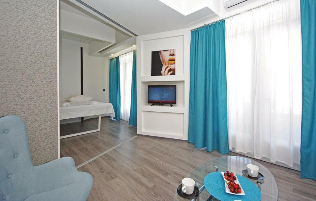 Villa Em Makarská Exteriér fotografie