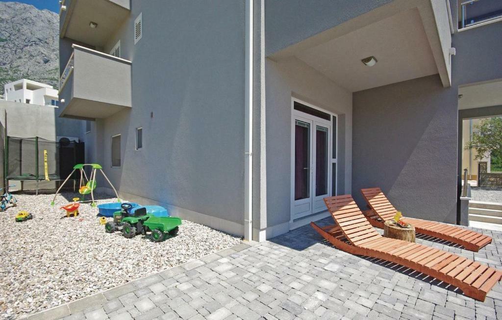 Villa Em Makarská Exteriér fotografie
